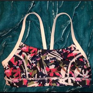 Lululemon sports bra